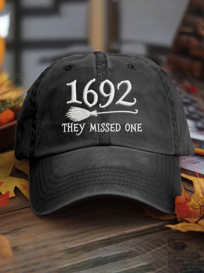Unisex Halloween 1692 They Missed One Witch Salem print hat