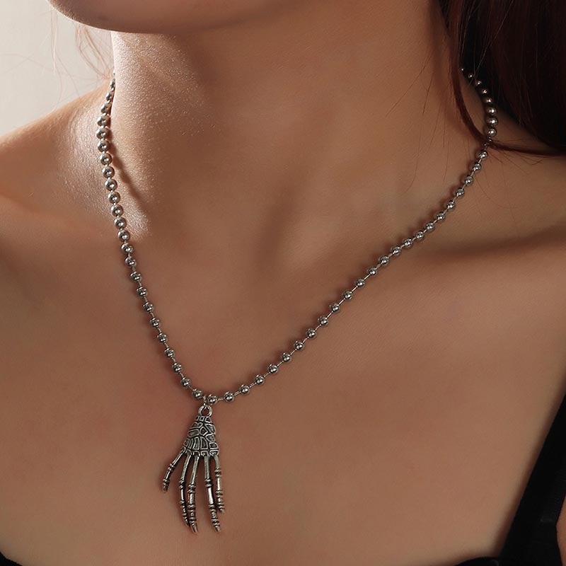 Fashionable And Personalized Creative Ghost Claw Design Necklace