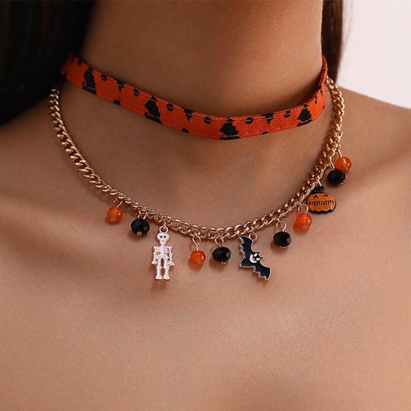 Fashionable And Personalized Creative Skull Pumpkin Bat Pendant Design Necklace