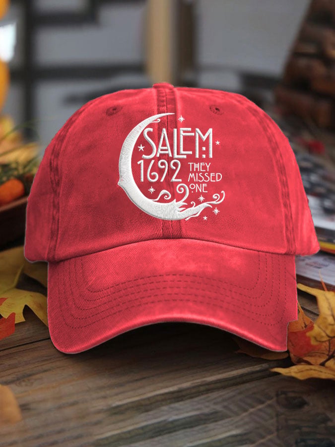Unisex Halloween Salem 1692 They Missed One Print Hat
