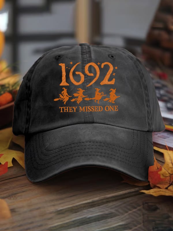 Retro Salem Witches 1692 They Missed One Print Casual Baseball Cap