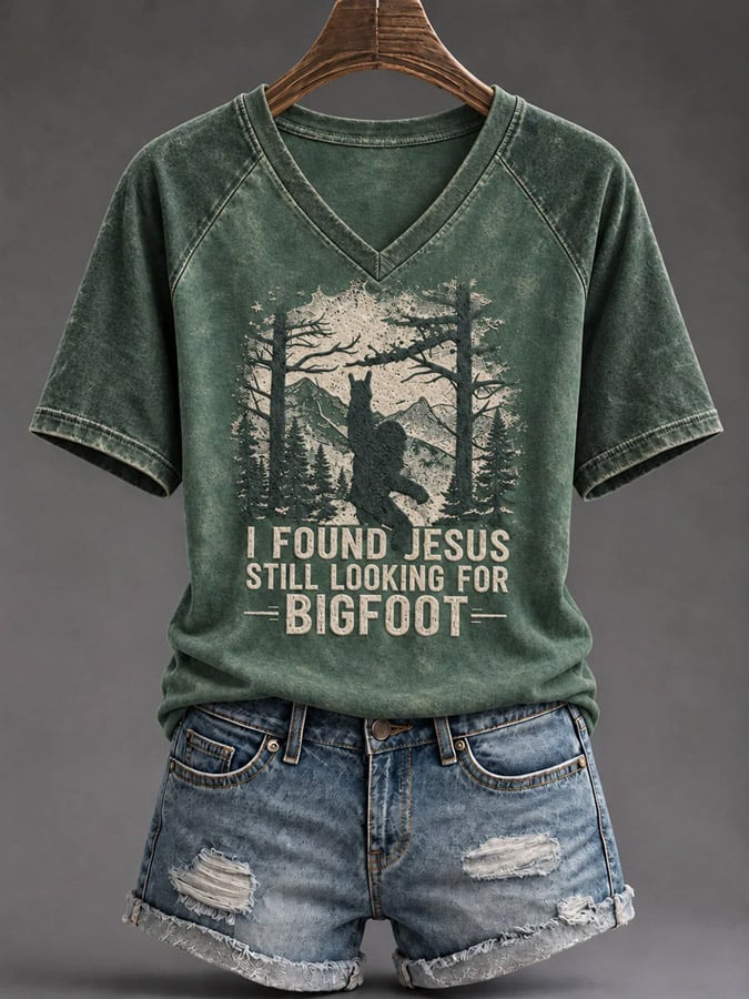 Women's "I Found Jesus, Still Looking for Bigfoot" Print T-Shirt