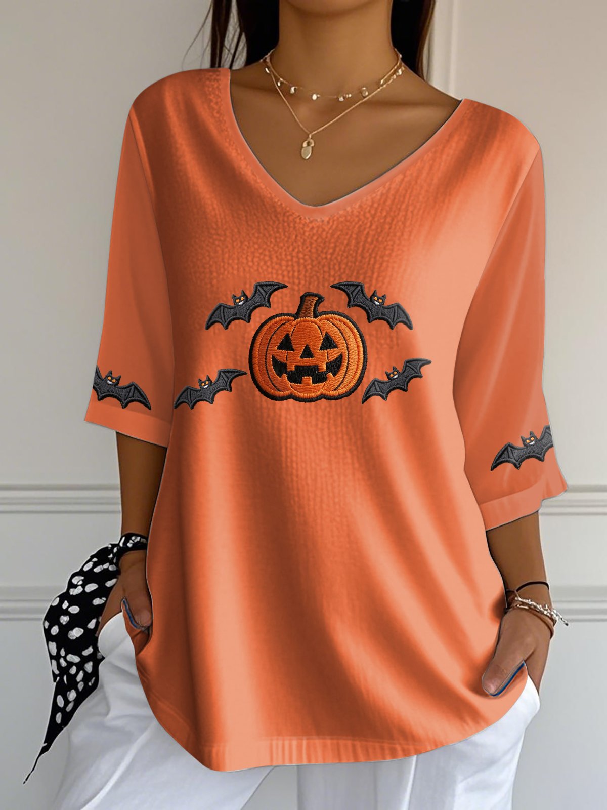 Women's Pumpkin Embroidery Print Casual Round Neck Three-quarter Sleeves