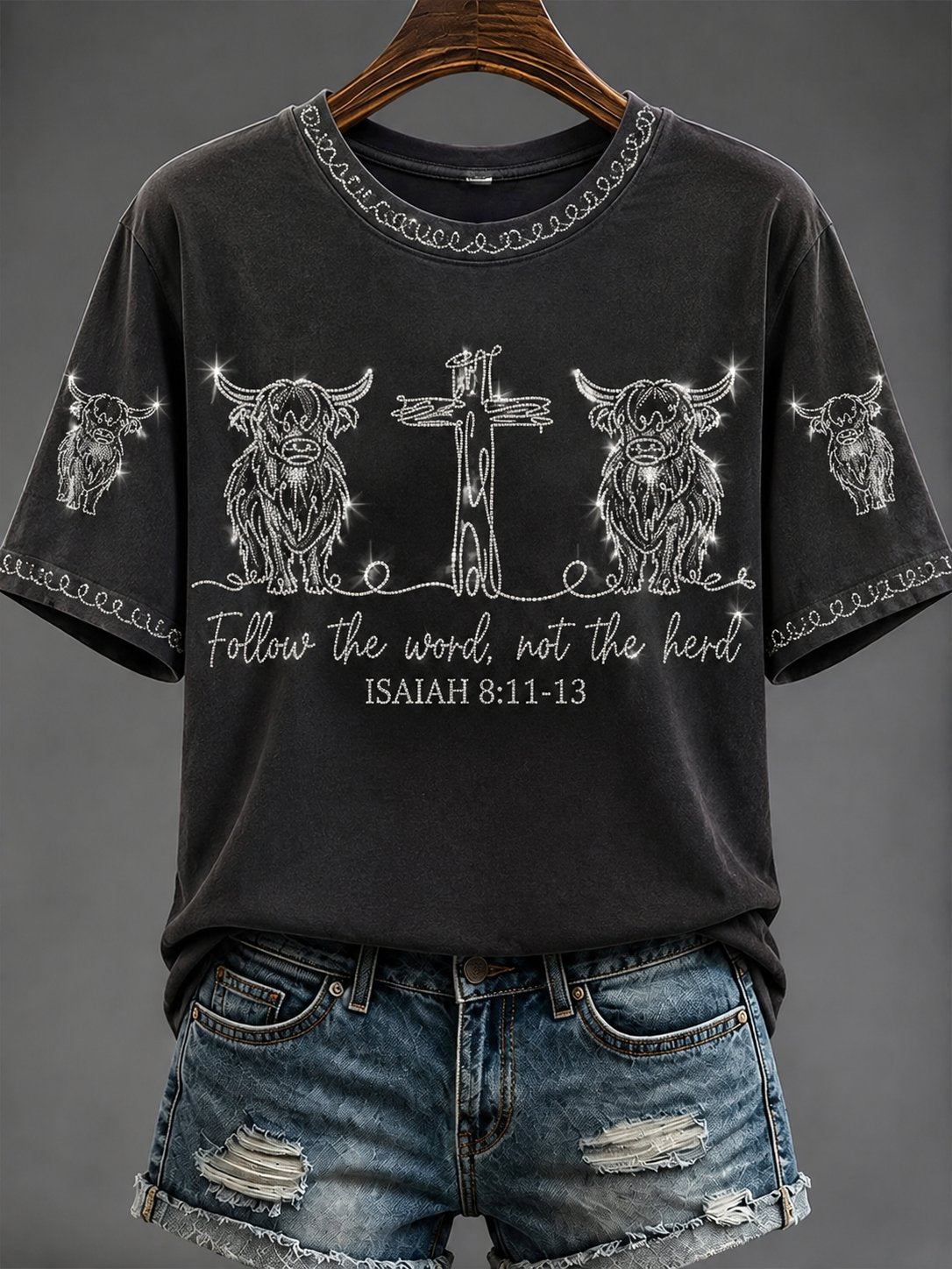 Women's Retro Follow The Word Not The Herd Print Comfortable T-Shirt